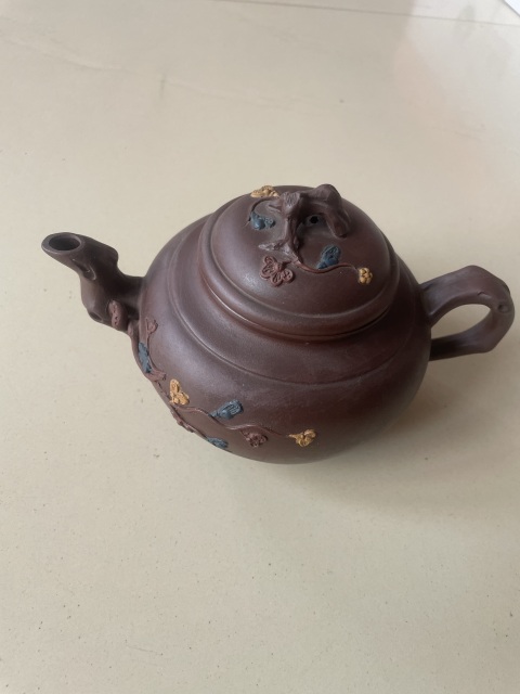 紫砂堆梅花茶壺拍賣，當前價格380元