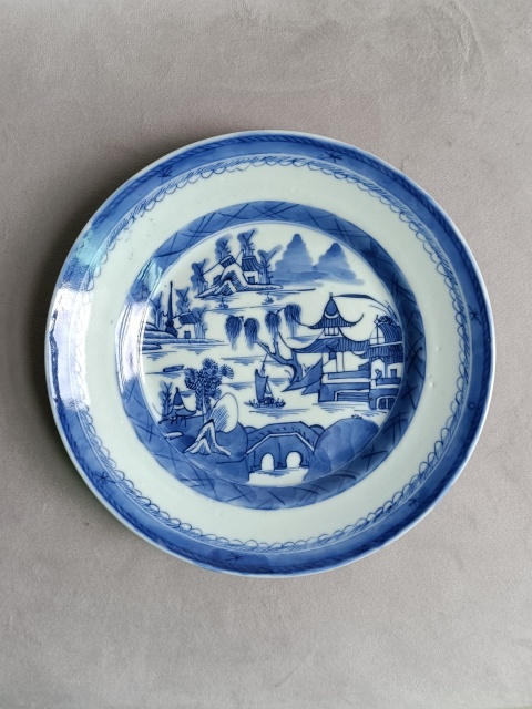 古玩陶瓷青花亭臺樓閣山水紋盤拍賣,當前價格780元