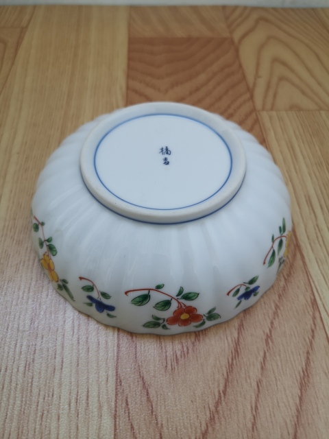 古玩陶瓷青花五彩碗拍賣，當前價格158元