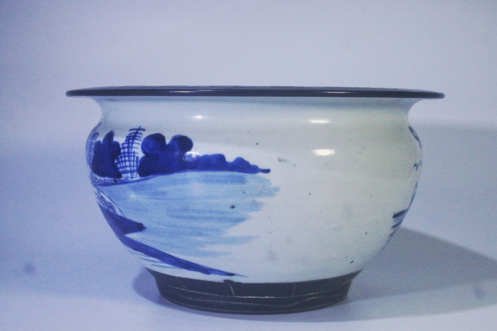古玩陶瓷清中·青花山水青花爐拍賣，當前價格2500元