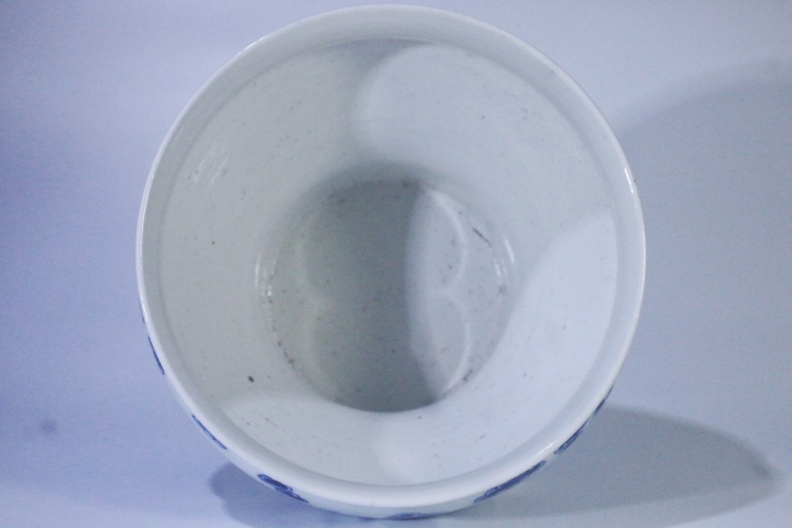 古玩陶瓷晚清·青花八仙人物馬蹄尊拍賣，當(dāng)前價(jià)格5500元