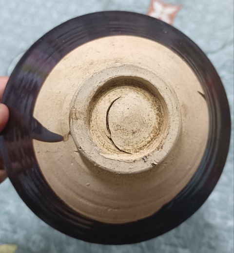 古玩陶瓷美品元代黑釉折沿大碗拍賣，當前價格800元