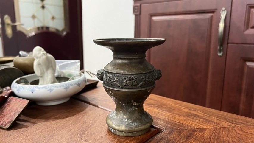 古玩雜項(xiàng)清末銅花弧拍賣(mài)，當(dāng)前價(jià)格199元