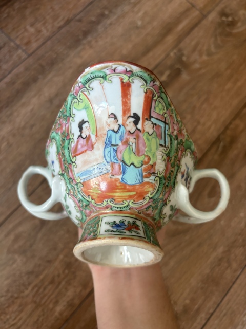 古玩陶瓷廣彩人物故事紋雙耳杯拍賣，當前價格2300元