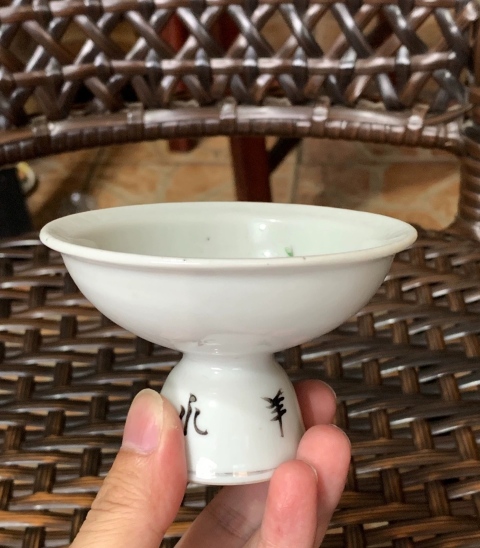 古玩陶瓷粉彩桃花美女詩(shī)文高足盤(pán)拍賣(mài),當(dāng)前價(jià)格480元