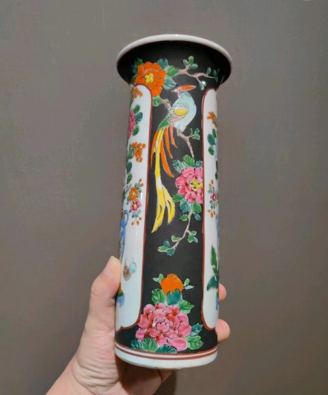 古玩陶瓷民國 墨地粉彩花鳥紋花觚拍賣，當前價格8600元