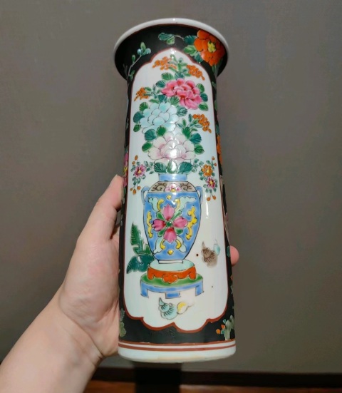 古玩陶瓷民國 墨地粉彩花鳥紋花觚拍賣，當前價格8600元