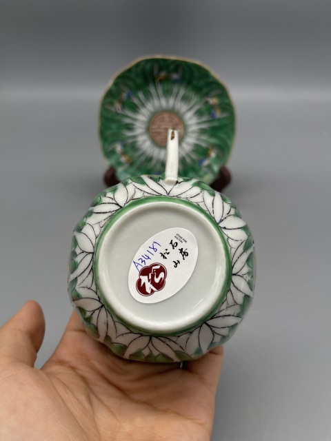 古玩陶瓷民國廣彩白菜紋杯碟套拍賣,當前價格999元
