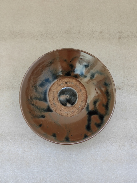 古玩陶瓷清早期褐釉碗拍賣，當(dāng)前價(jià)格198元