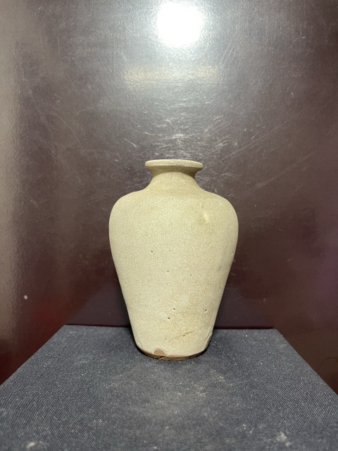 元，龍泉青釉梅瓶拍賣，當前價格2680元
