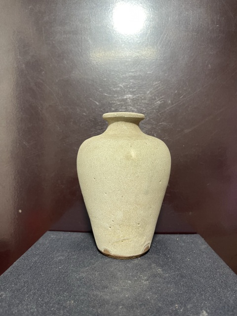 古玩陶瓷元，龍泉青釉梅瓶拍賣，當(dāng)前價格2680元