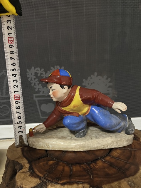 古玩陶瓷放鞭炮圖塑像拍賣，當前價格360元