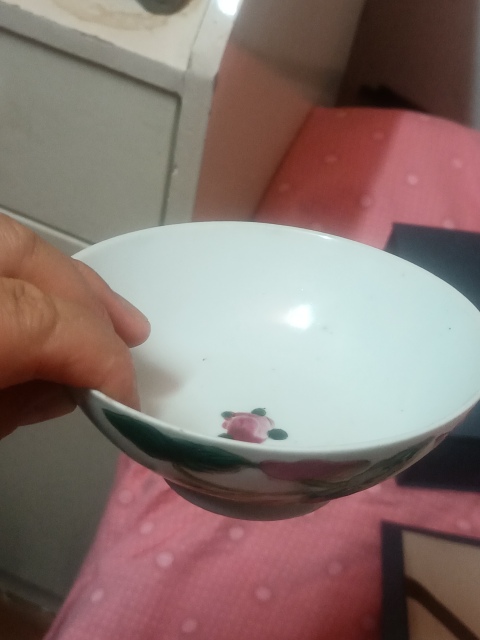 古玩陶瓷清末民初粉彩花卉紋茶碗拍賣,當前價格680元