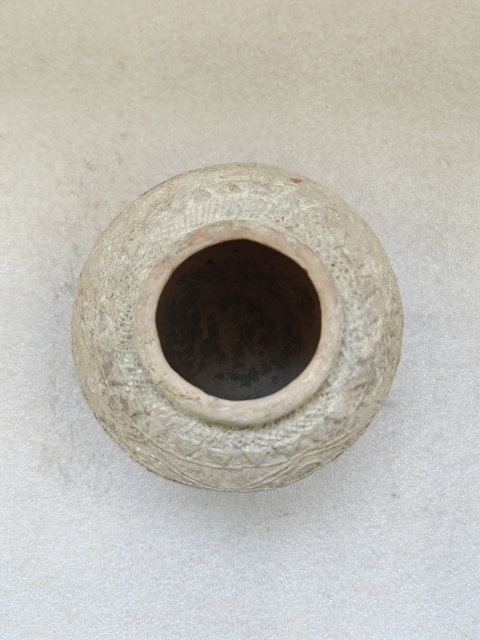 古玩陶瓷黃釉罐拍賣,當(dāng)前價(jià)格850元