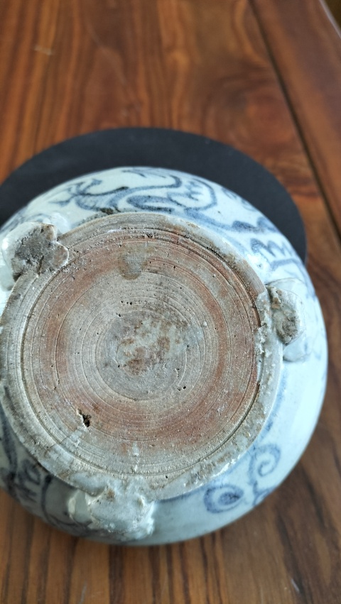 古玩陶瓷明末清初.青花雙龍戲珠紋過渡期三足爐1600拍賣，當前價格1600元