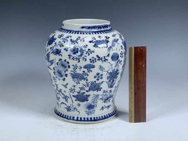 古玩陶瓷清晚期·青花花鳥紋罐拍賣，當前價格4680元