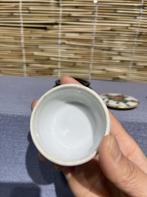 古玩陶瓷粉彩小蓋盒拍賣，當前價格1500元