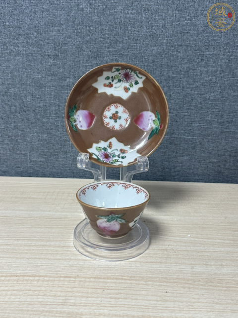 古玩陶瓷紫金釉開窗壽桃茶杯一套拍賣,當前價格2800元