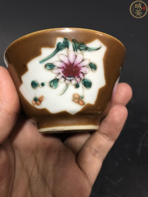 古玩陶瓷紫金釉開窗壽桃茶杯一套拍賣,當前價格2800元