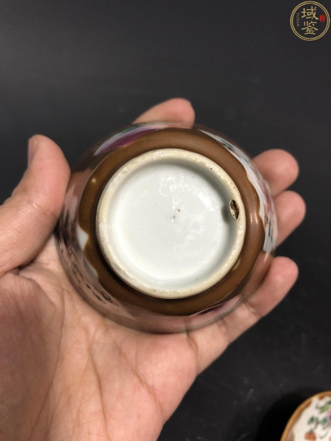 古玩陶瓷紫金釉開窗壽桃茶杯一套拍賣,當前價格2800元