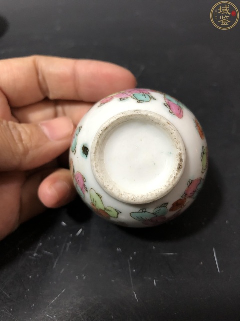 古玩陶瓷清.粉彩百子鬧龍舟蓋盅拍賣,當前價格10000元