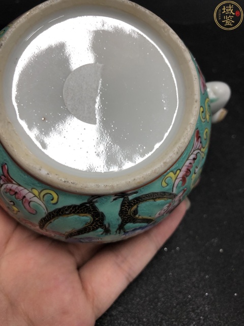 古玩陶瓷（保真卡）祝壽?；轭}材清粉彩龍鳳茶壺拍賣，當前價格3888元