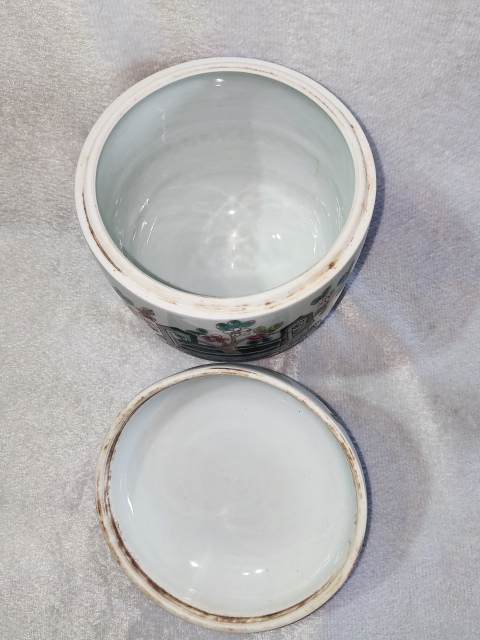 古玩陶瓷粉彩博古圖蓋缸拍賣，當(dāng)前價格888元