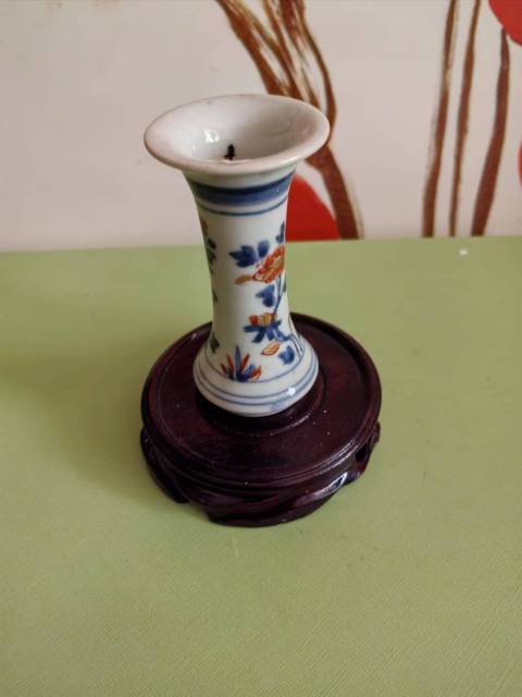 古玩陶瓷青花礬紅花卉紋花觚，模糊，偏老拍賣，當前價格1500元