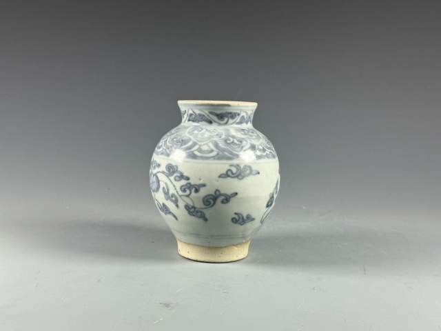 古玩陶瓷明中晚期青花花卉紋罐拍賣,當前價格9800元