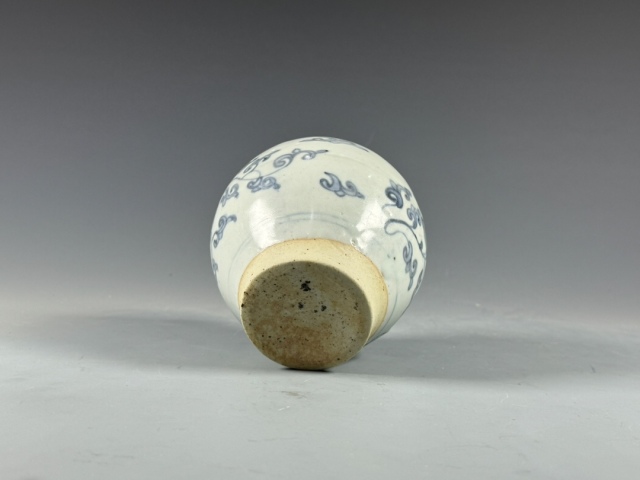 古玩陶瓷明中晚期青花花卉紋罐拍賣,當前價格9800元
