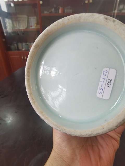 古玩陶瓷青花山水瓶拍賣,當(dāng)前價格5500元