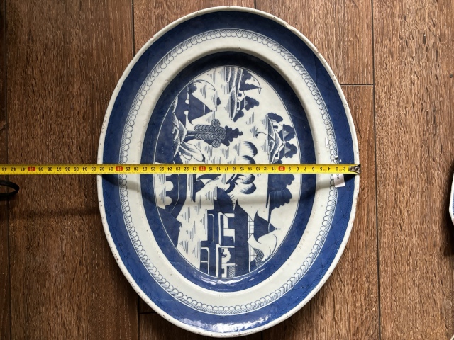 古玩陶瓷清中期青花亭臺樓閣山水紋盤拍賣，當前價格6600元