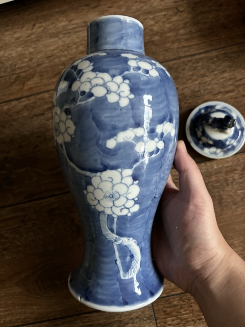 古玩陶瓷雞腿蓋瓶拍賣,當前價格2580元