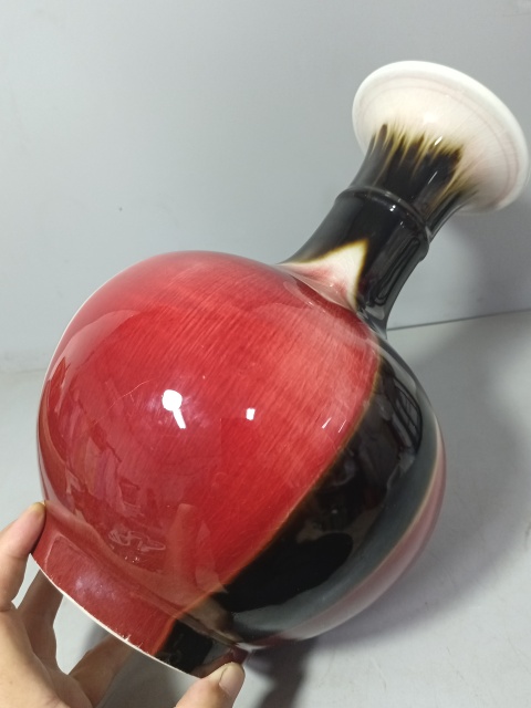 古玩陶瓷創匯時期三陽開泰撇口瓶拍賣,當前價格258元