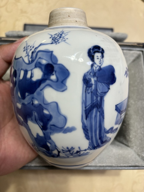 古玩陶瓷清康熙青花四美圖人物罐拍賣,當(dāng)前價格28000元
