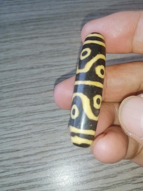 古玩玉器老料器天珠拍賣,當前價格1799元