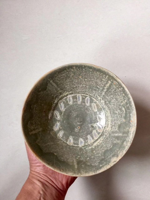 越窯青瓷出筋大碗拍賣，當前價格4600元