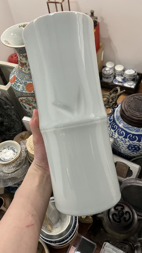 古玩陶瓷民國竹節型筆筒拍賣，當前價格999元