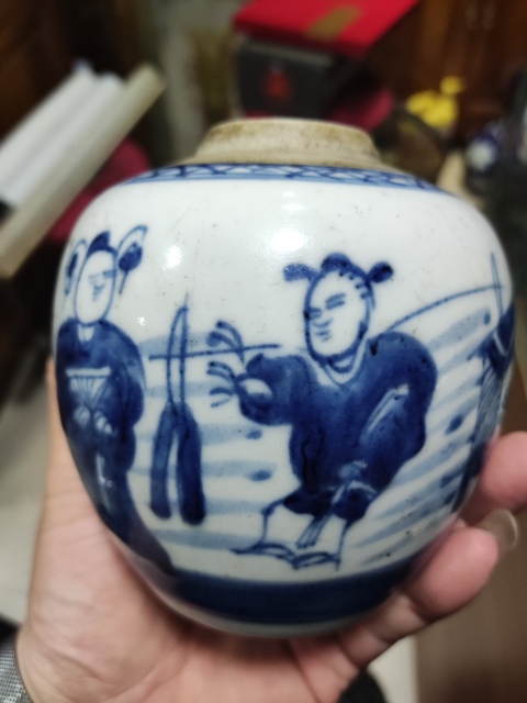 古玩陶瓷清中期人物紋青花罐拍賣，當(dāng)前價格1888元