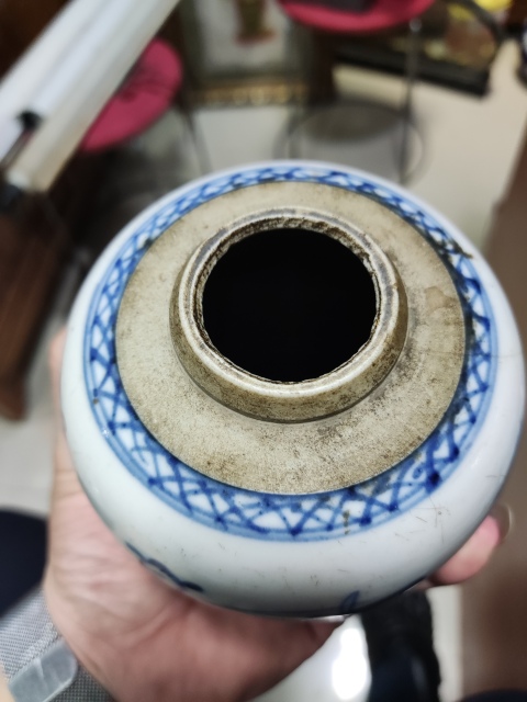 古玩陶瓷清中期人物紋青花罐拍賣，當(dāng)前價格1888元