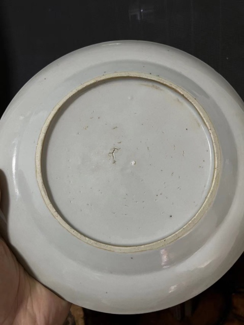 古玩陶瓷晚清.花鳥人物故事廣彩折沿盤拍賣，當(dāng)前價格258元