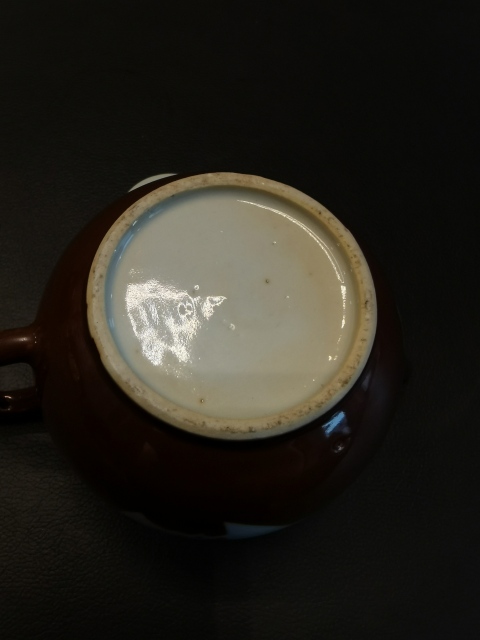 古玩陶瓷雍正紫金釉開光粉彩花卉紋大茶壺拍賣,當前價格3980元
