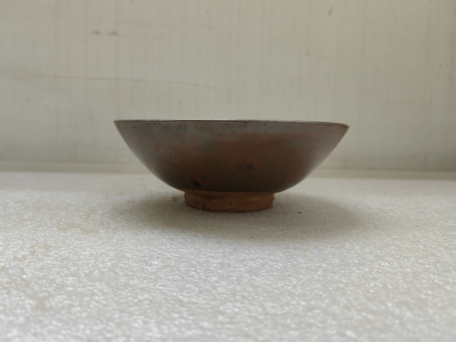 古玩陶瓷磁州窯紫金釉茶碗拍賣,當前價格260元
