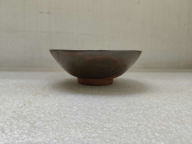 古玩陶瓷磁州窯紫金釉茶碗拍賣,當前價格260元