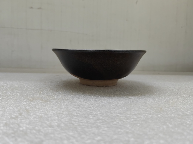古玩陶瓷磁州窯茶葉末釉茶碗拍賣,當前價格298元