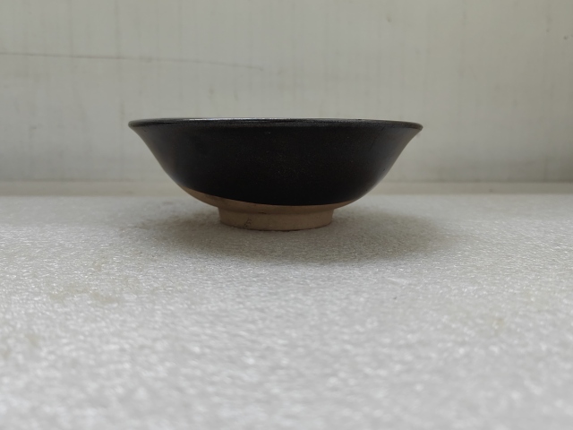 古玩陶瓷磁州窯茶葉末釉茶碗拍賣,當前價格298元