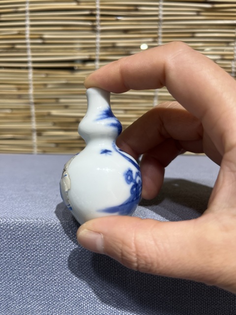 古玩陶瓷鼻煙壺拍賣，當(dāng)前價(jià)格3800元