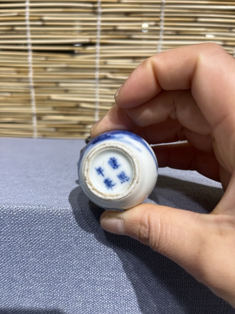 古玩陶瓷鼻煙壺拍賣，當(dāng)前價(jià)格3800元