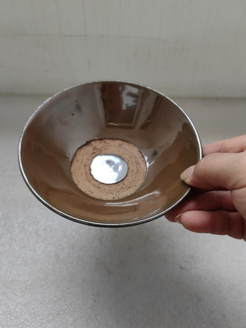 古玩陶瓷磁州窯紫金釉茶碗拍賣,當前價格260元