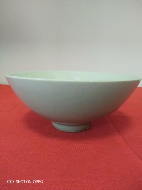 古玩陶瓷豆青釉碗拍賣,當前價格465元